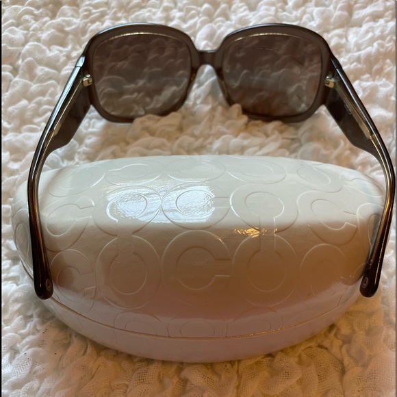 💕👀 VINTAGE AUTHENTIC Coach Sunglasses with Gold Stamp detailing. Beautiful!! - Picture 7 of 12